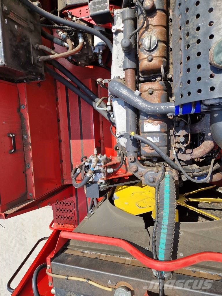 Massey Ferguson MF 36 P600 Claas New Holland Cosechadoras combinadas