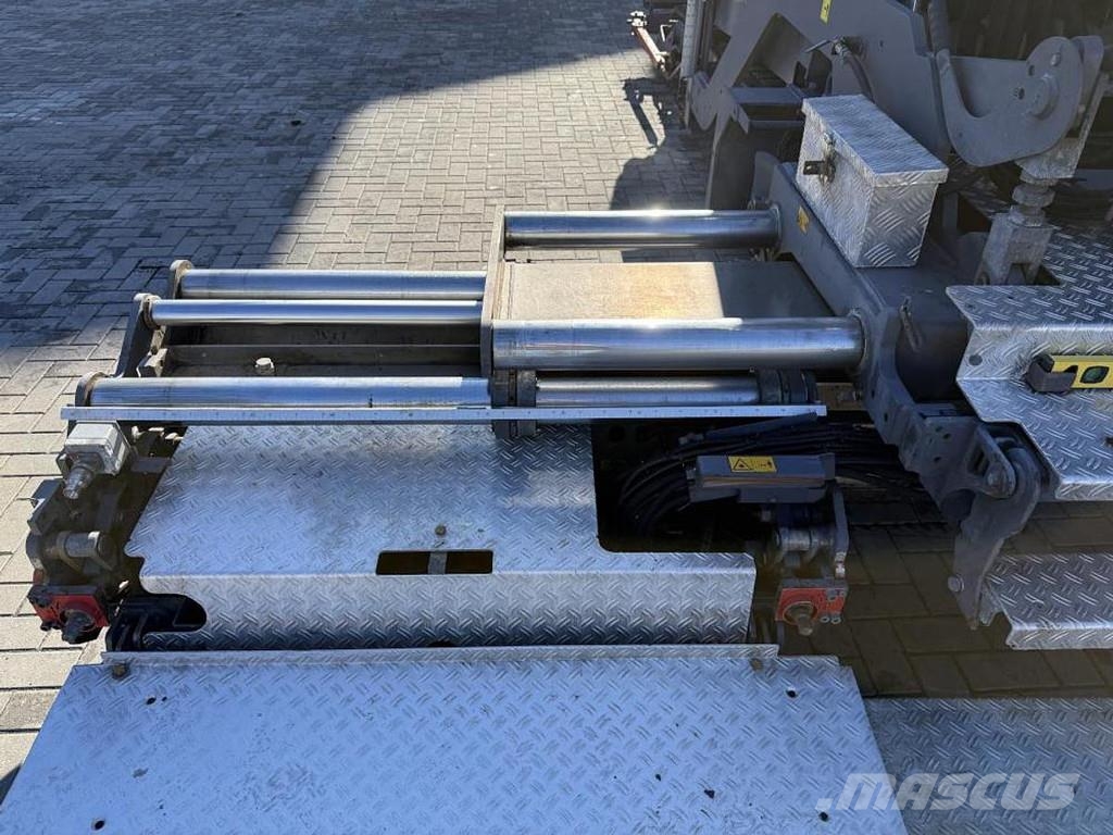 Dynapac SD 2500 CS Asfaltadoras