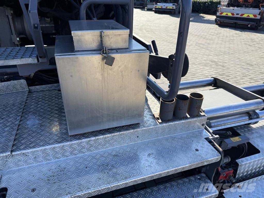 Dynapac SD 2500 CS Asfaltadoras