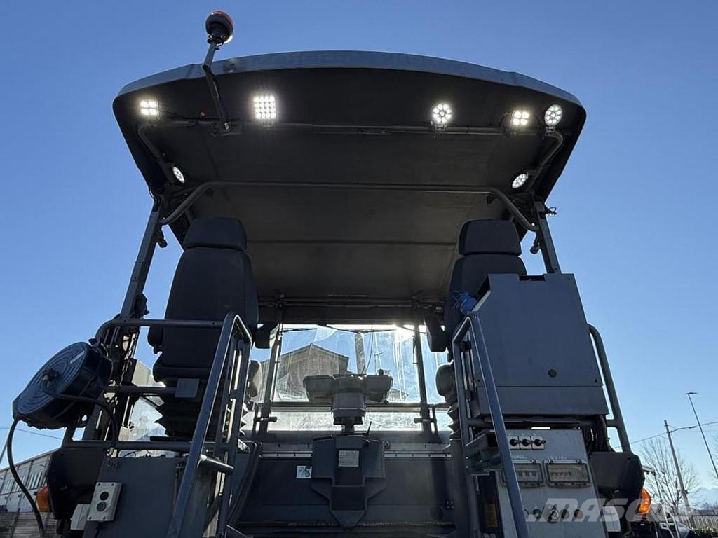 Dynapac SD 2500 CS Asfaltadoras