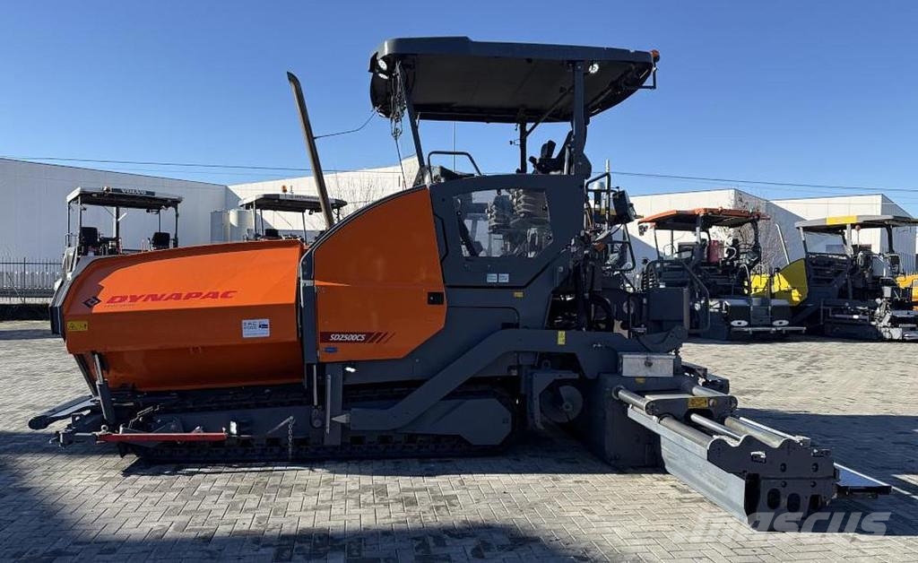 Dynapac SD 2500 CS Asfaltadoras