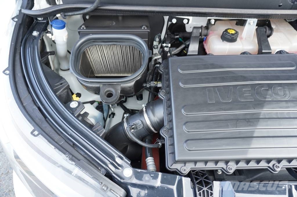 Iveco DAILY 35-160 CAJA CERRADA Y TRAMPILLA Kamioni sa otvorenim sandukom