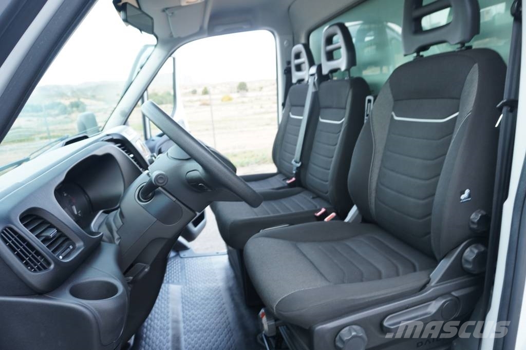 Iveco DAILY 35-160 CAJA CERRADA Y TRAMPILLA Kamioni sa otvorenim sandukom