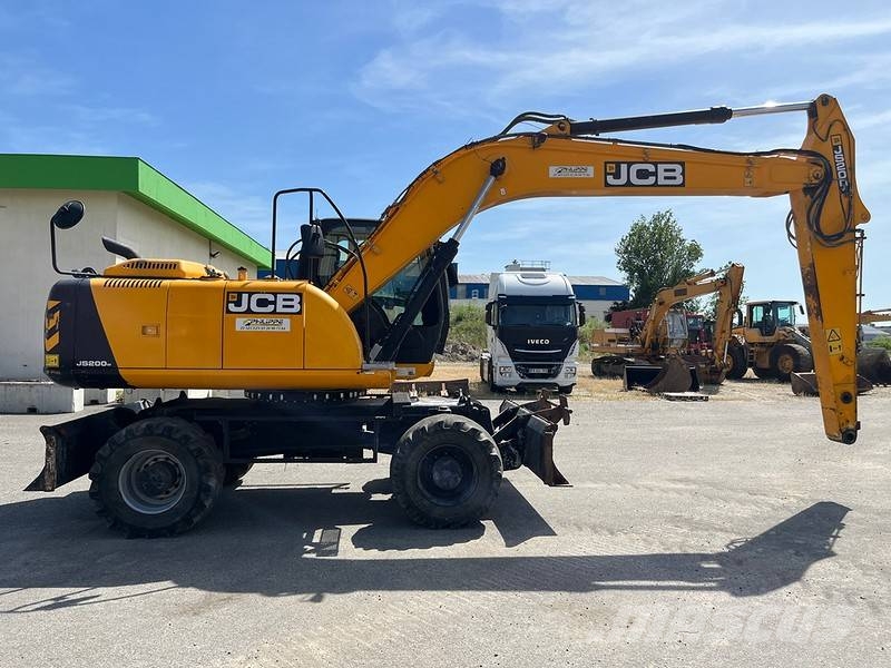 JCB JS 200 W Excavadoras de ruedas