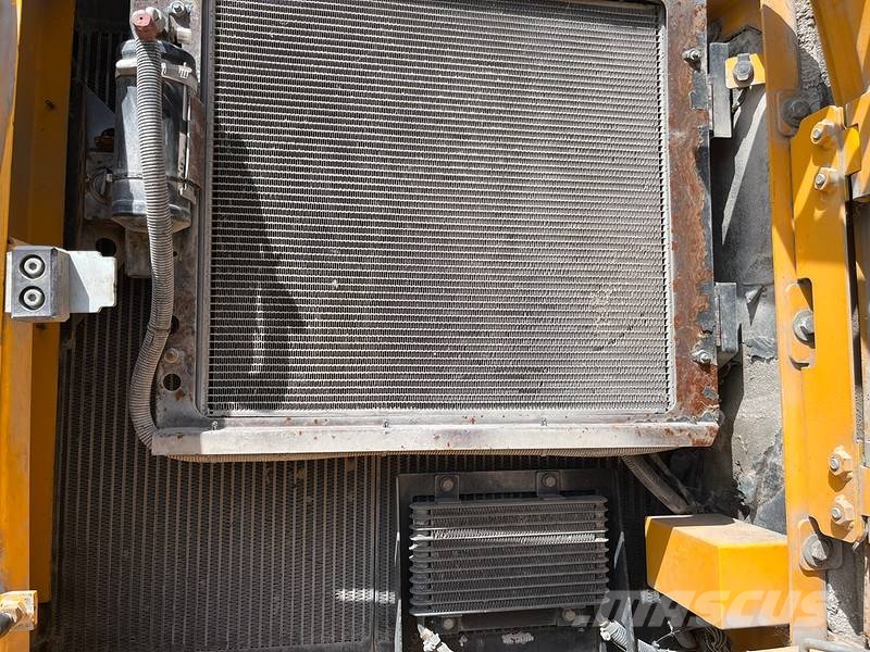 JCB JS 200 W Excavadoras de ruedas