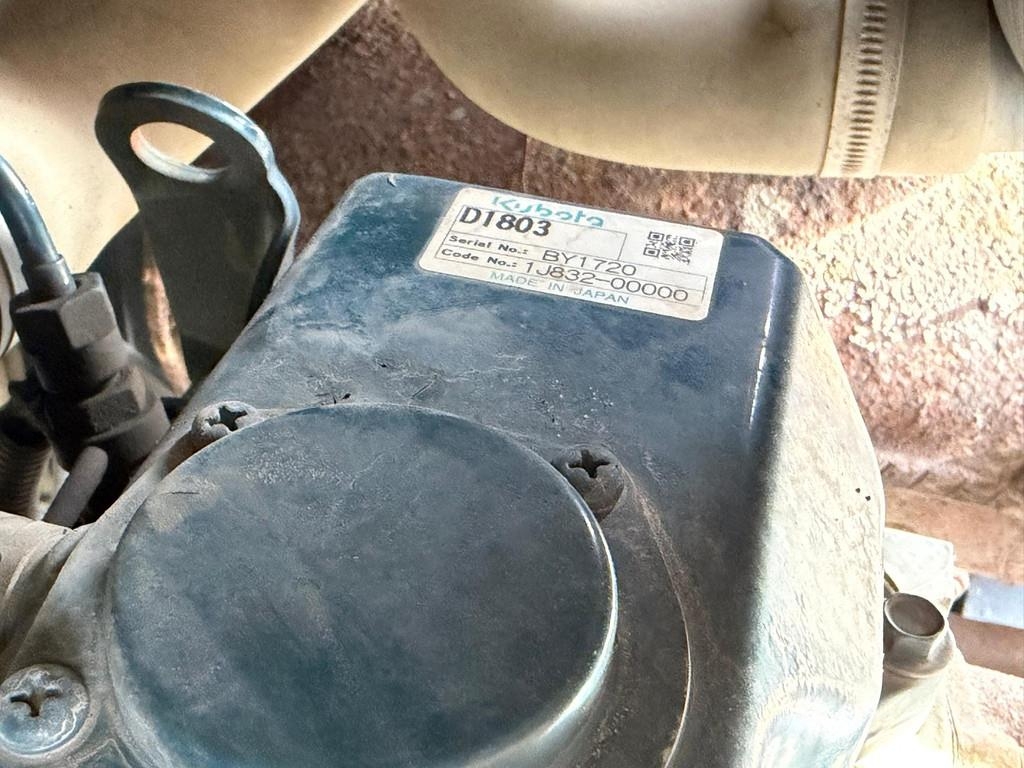 Kubota KX 101-3 alpha . Мини-экскаваторы
