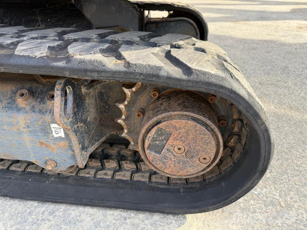 Kubota KX 101-3 alpha . Мини-экскаваторы