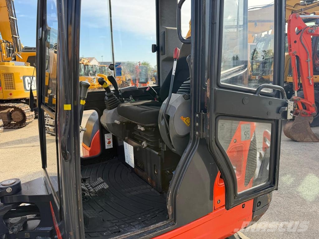 Kubota KX 101-3 alpha . Мини-экскаваторы
