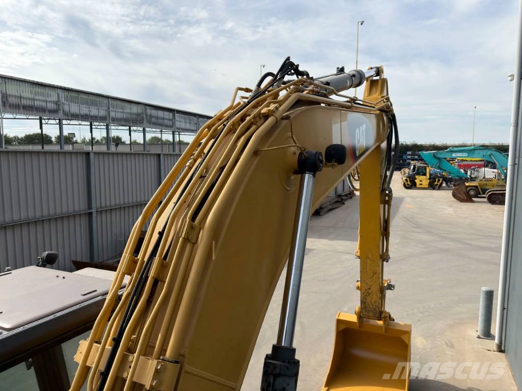 CAT 320E L Bagri goseničarji