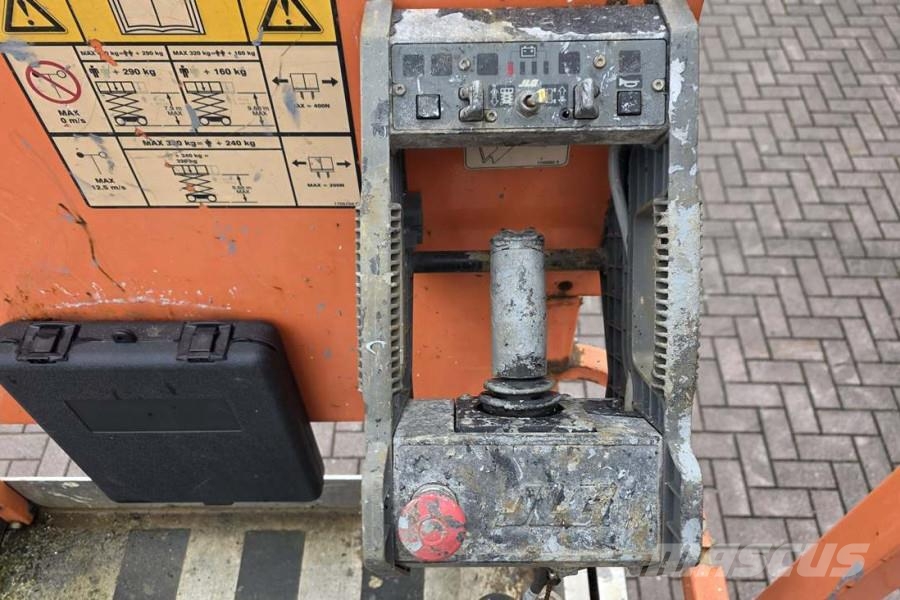 JLG 3246ES Electric, 11.7m Working Height, 320kg Capac Makasli platformlar