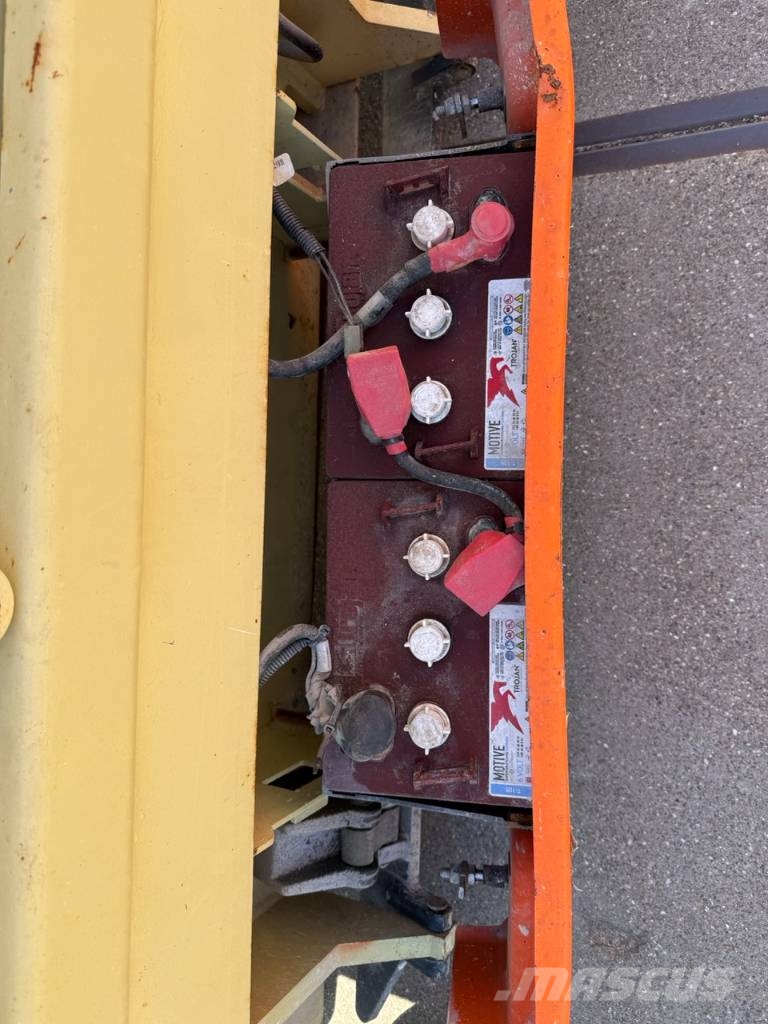 JLG 2032 ES schaar hoogwerker 8 meter Schaarhoogwerkers
