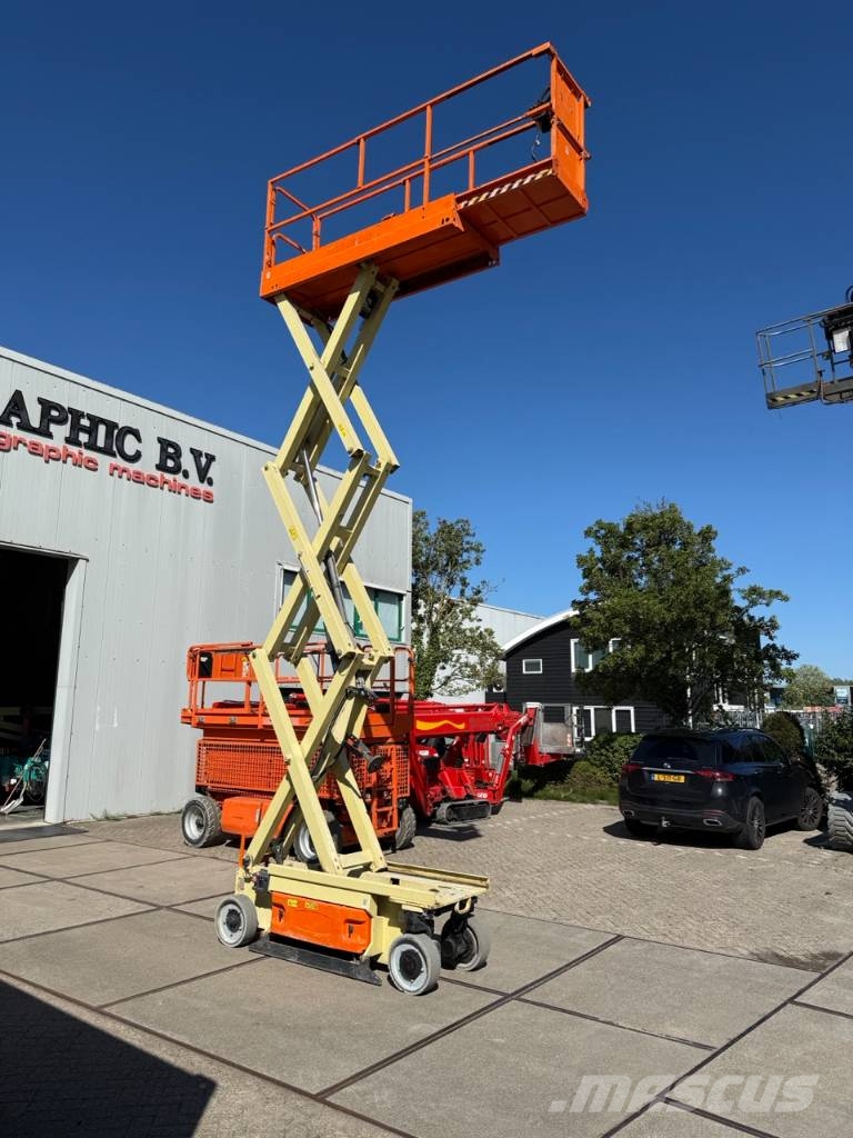 JLG 2032 ES schaar hoogwerker 8 meter Schaarhoogwerkers