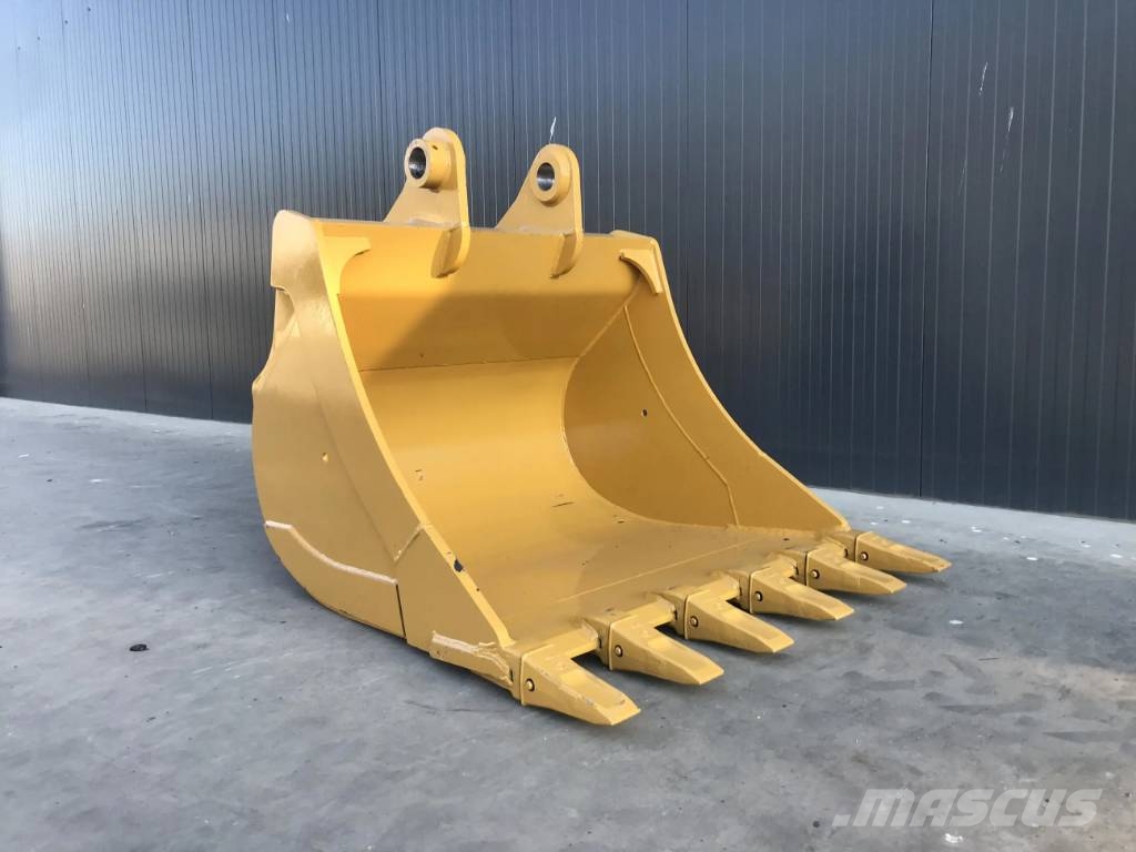 Volvo EC240 Buckets