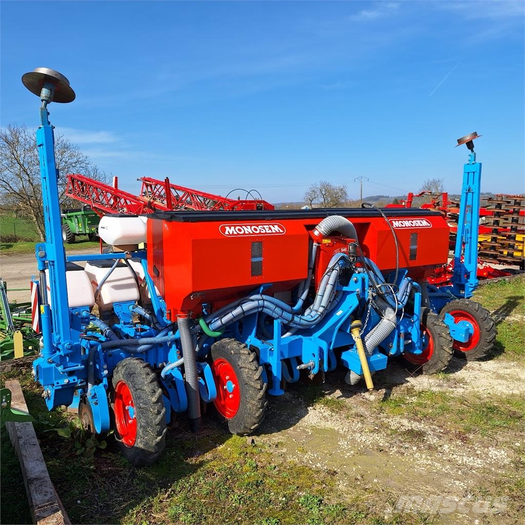 Monosem NG PLUS M 11rgs Mechanické sejačky
