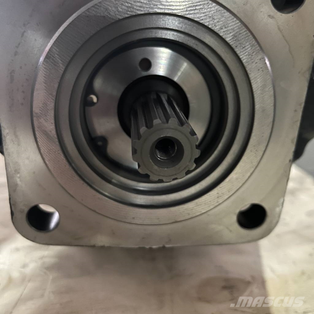 Komatsu 708-1S-00460 hydraulic oil pump assembly D65EX-16  Getriebe