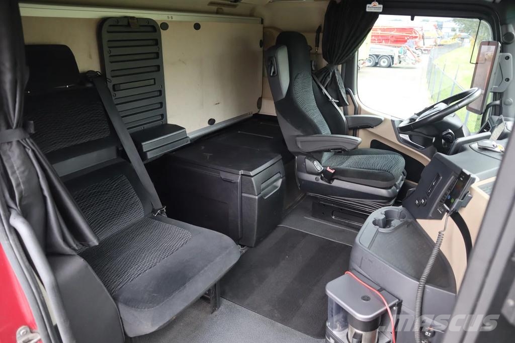 Mercedes-Benz Actros 2553 | 6X2 | RETARDER | 1M FLOOR HEIGHT | E 平板栏板货车