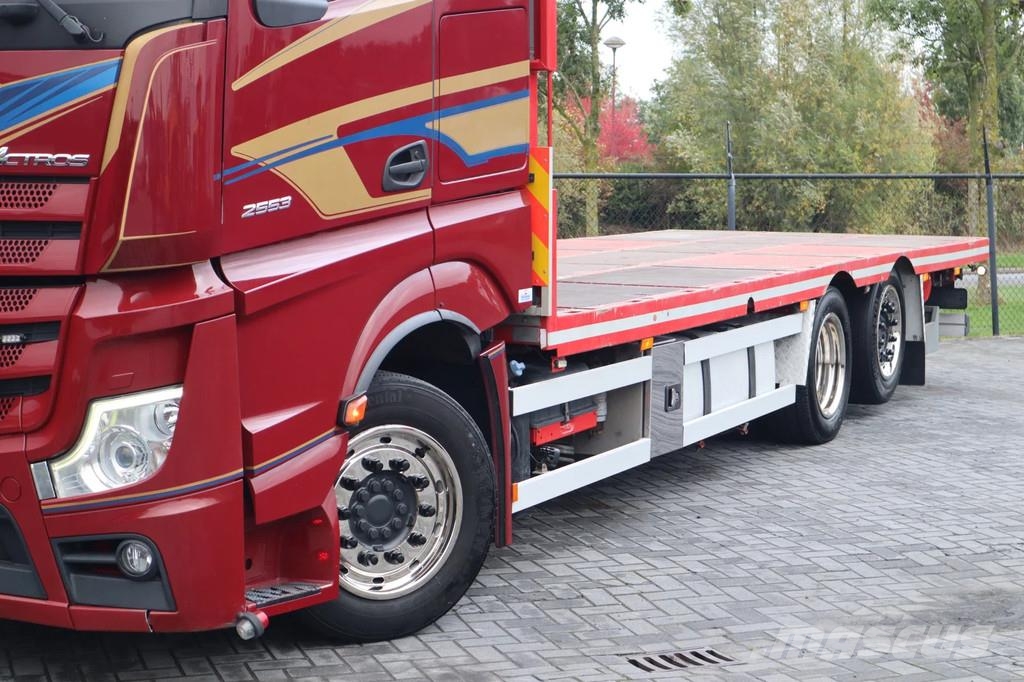 Mercedes-Benz Actros 2553 | 6X2 | RETARDER | 1M FLOOR HEIGHT | E Pritschenwagen/Pritschenwagen mit Seitenklappe