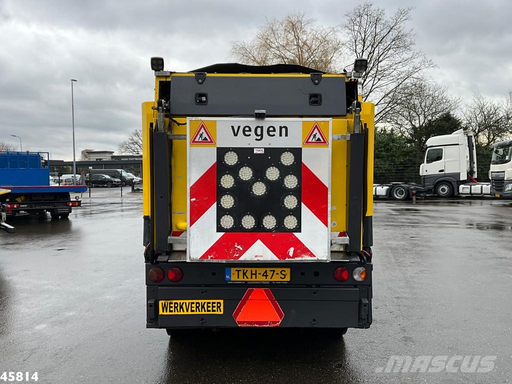 Schmidt Cleango 500 with 3-rd brush Autocarro spazzatrice