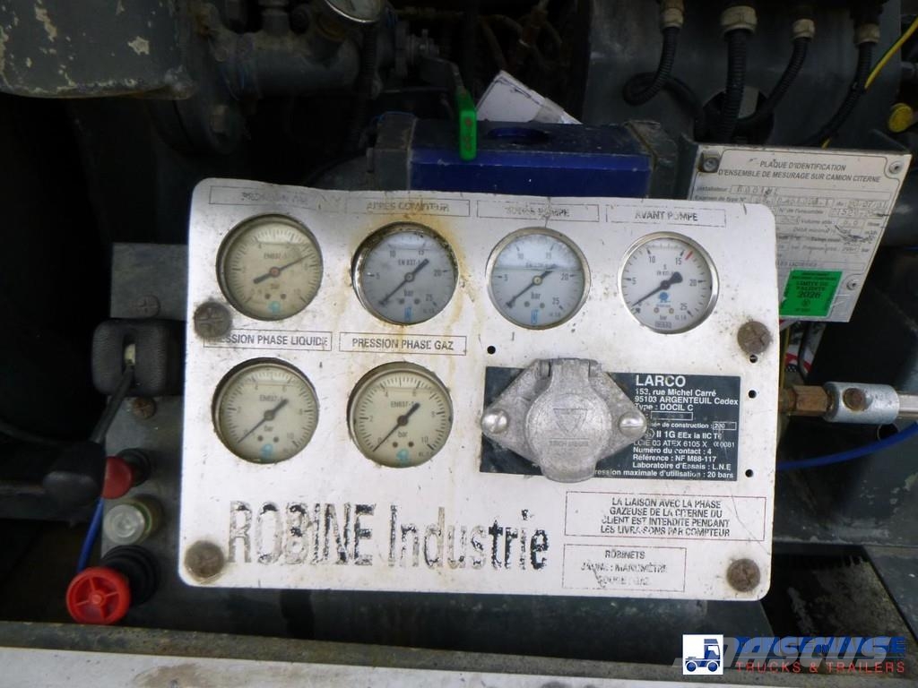 Renault Premium 270 dci 4x2 gas tank 18.6 m3 Camiões-cisterna