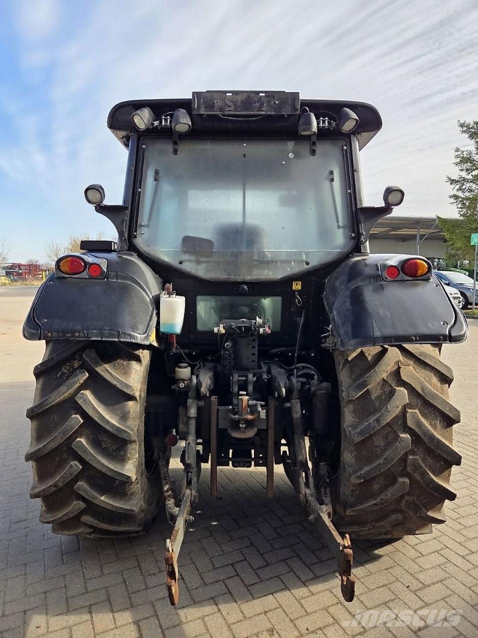 Valtra N103 Traktorji