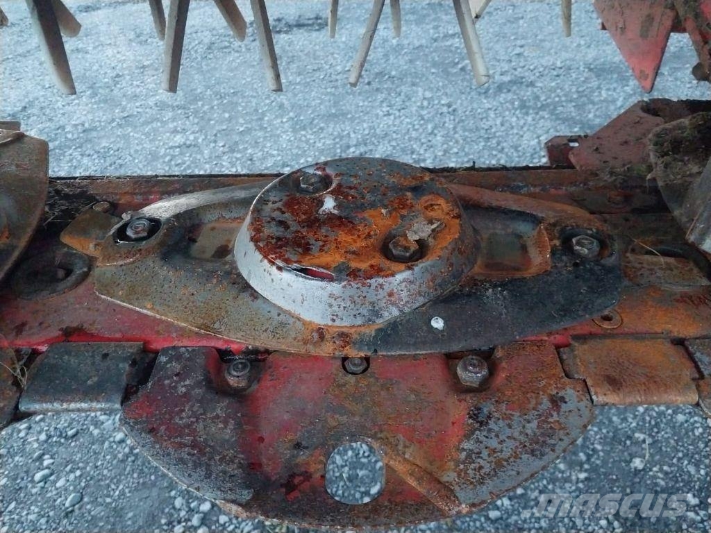 Kuhn FC 314 FF Kosačky namontované a ťahané