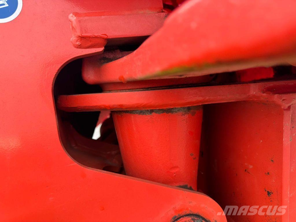 Kuhn FC 314 FF Kosačky namontované a ťahané