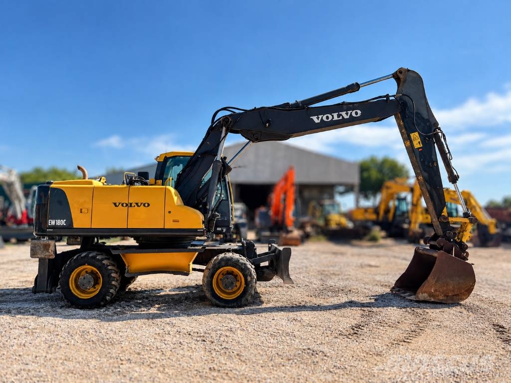 Volvo EW 180 C Excavadoras de ruedas