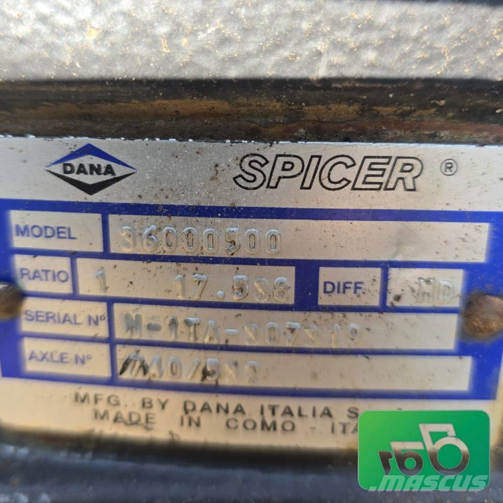 Valtra T150 FRONT AXLE 740/532 Dana V36000500 Alváz és felfüggesztés