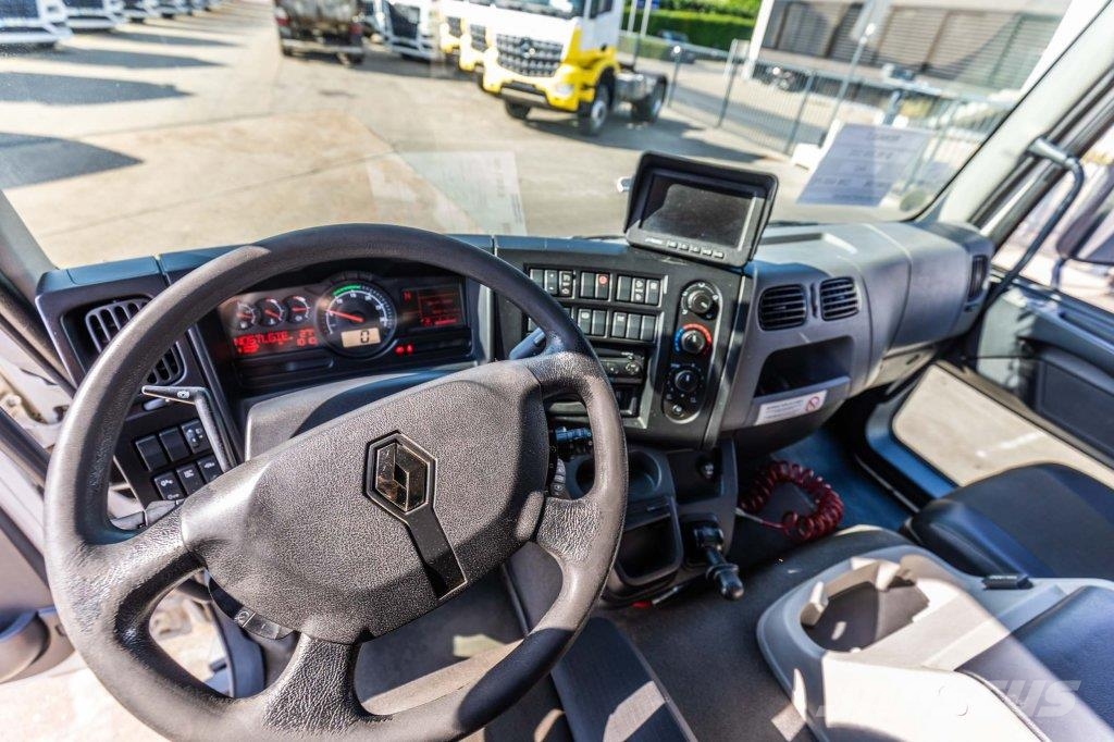 Renault D18.250 DXI+DHOLLANDIA Camiones con caja de remolque