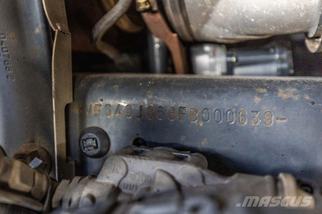 Renault D18.250 DXI+DHOLLANDIA Camion Fourgon