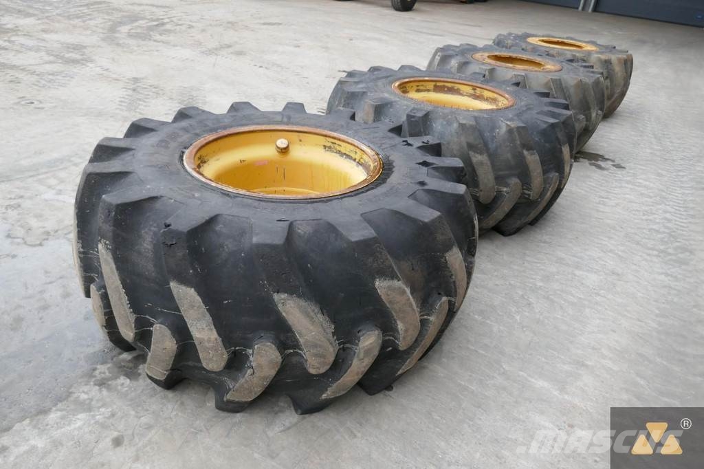 CAT Wheel GP 30.5L-32 Gume, kotači i naplatci