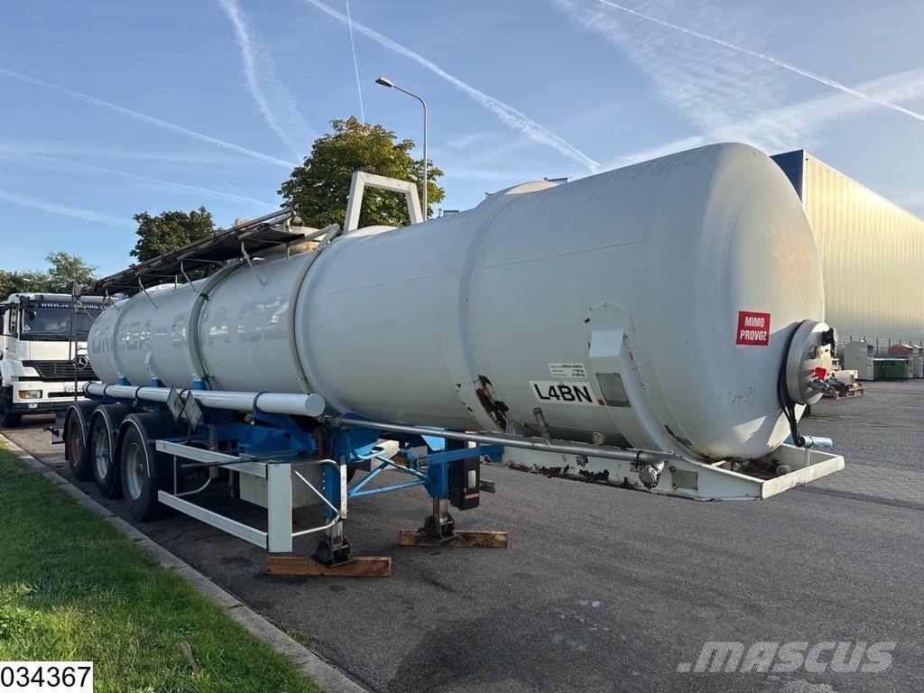 Maisonneuve Chemie 20050 liter Poluprikolice cisterne