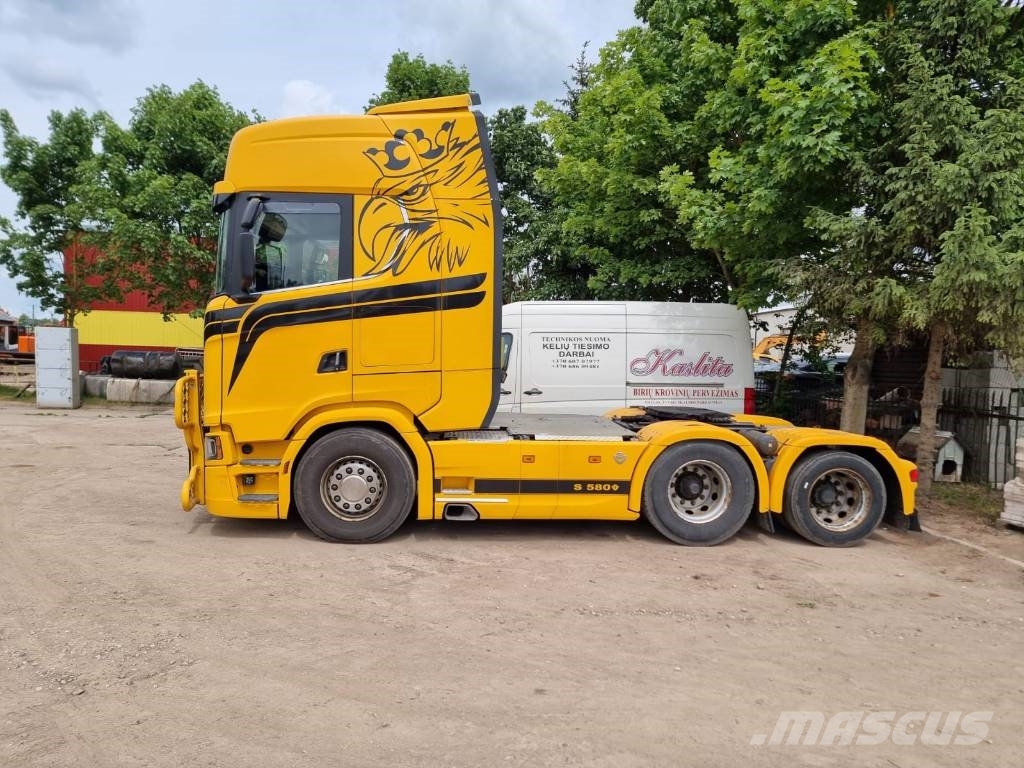 Scania S 580 6X2 Trekkers