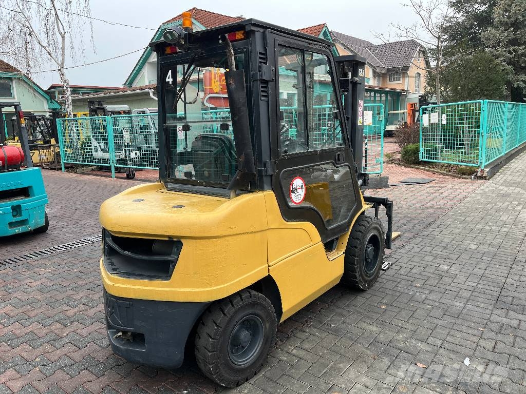 CAT DP30NT V-4246 IO Camiones diesel