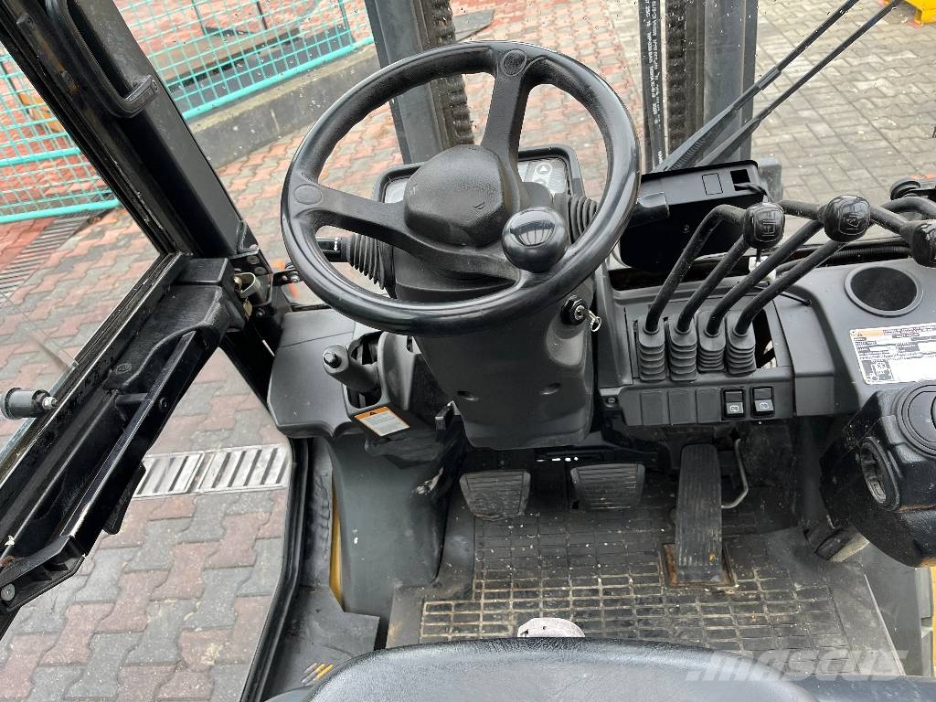 CAT DP30NT V-4246 IO Camiones diesel