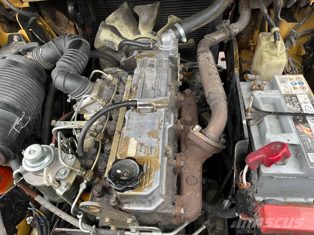 CAT DP30NT V-4246 IO Camiones diesel