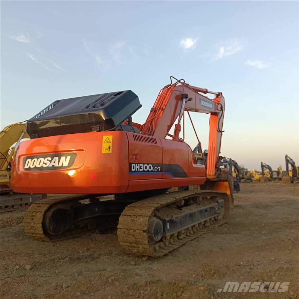 Doosan DH300LC-7 Εκσκαφείς με ερπύστριες