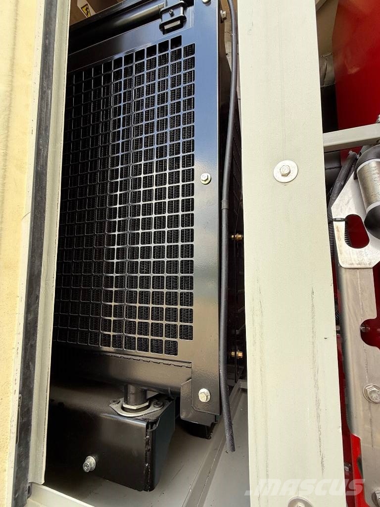300 Bar Mobile Wet Abrasive Blasting System UHP Wa Комунални съоражения