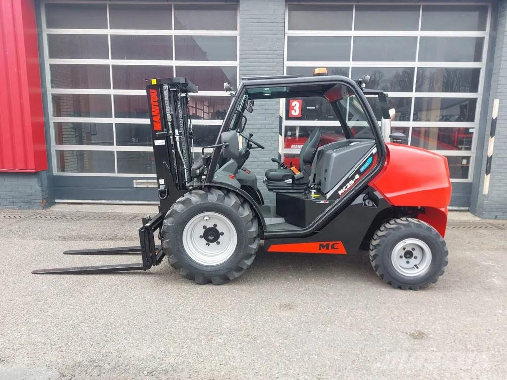 Manitou MC 25 -4 | NIEUW | DIRECT LEVERBAAR! Rough terrain truck