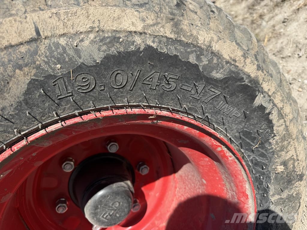 Fendt Rotana 160 v xtra Rundbalspressar