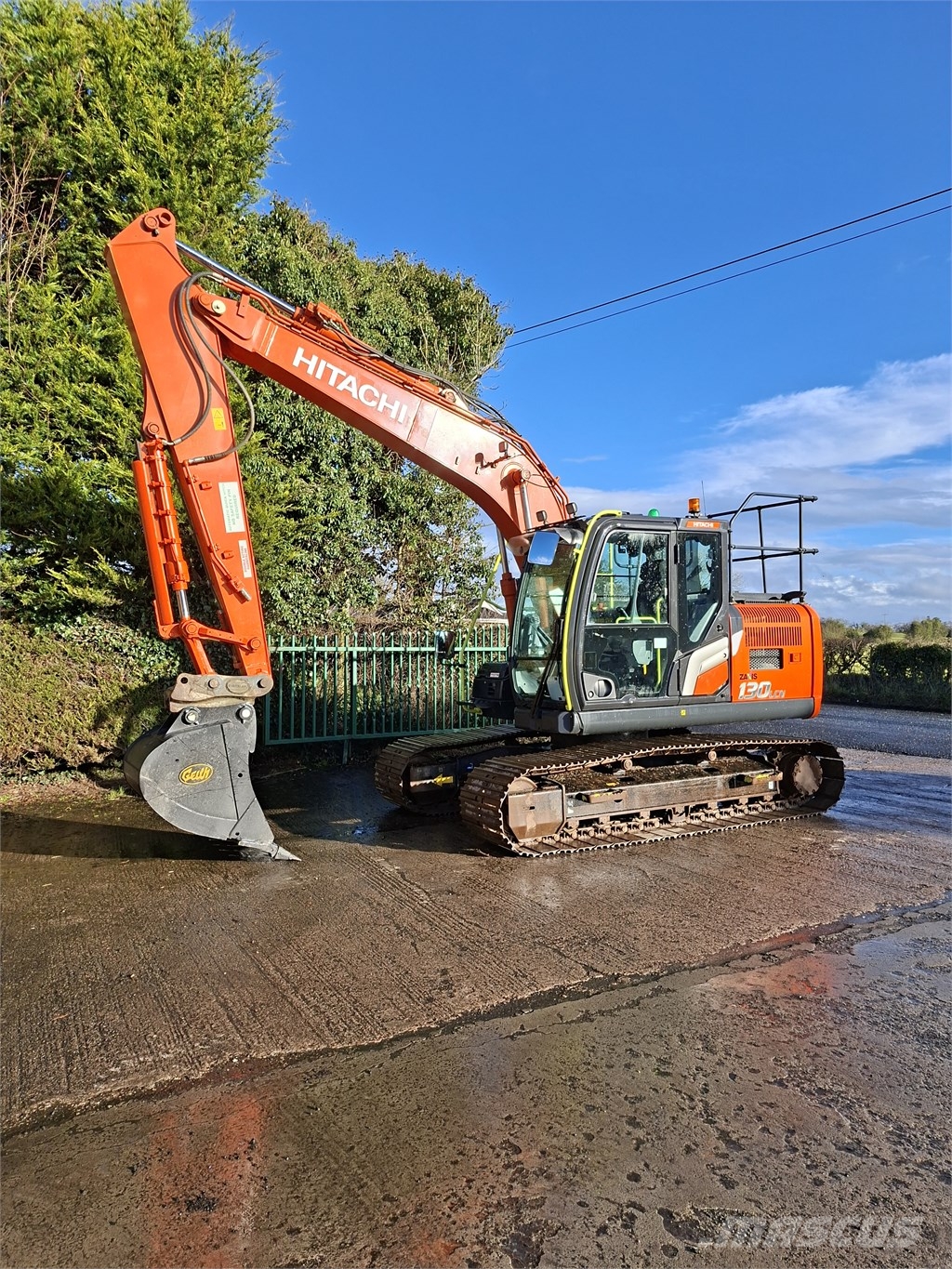 Hitachi ZX 130-7 Crawler excavators