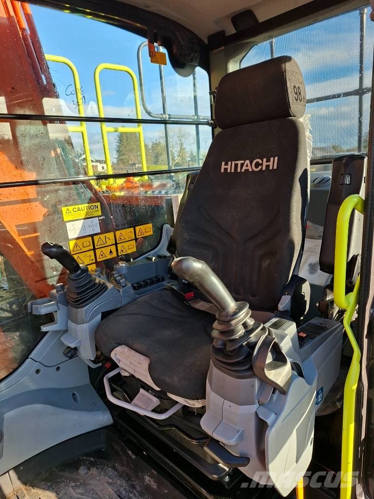 Hitachi ZX 130-7 Crawler excavators