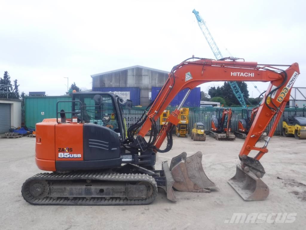 Hitachi ZX 85 US B LC-6 حفارات وسط 7 طن - 12 طن