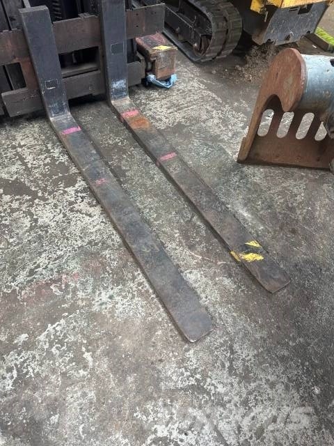 BT Lifters RT 135 E Hochhubwagen 2.000 EUR Sittestabler
