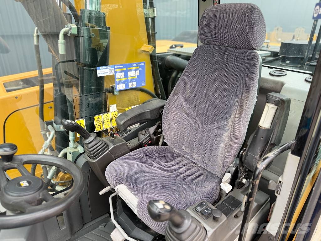 CAT M318F Pyöräkaivukoneet