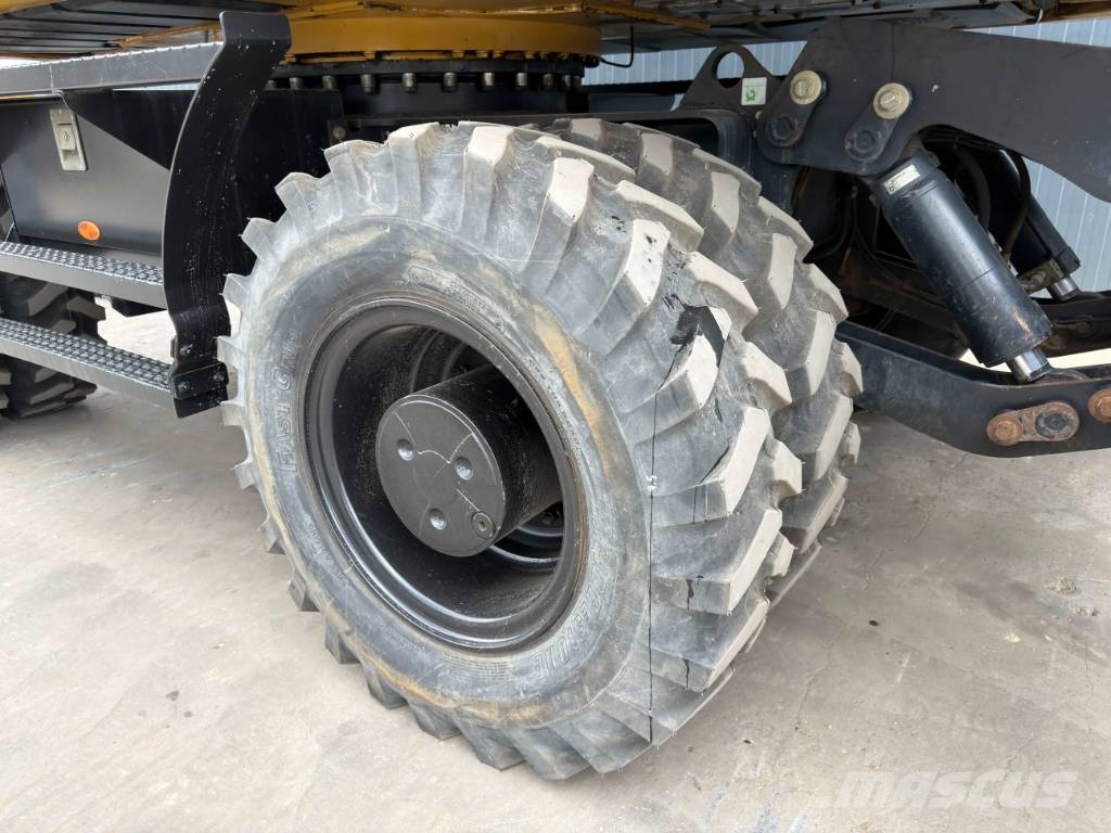 CAT M318F Pyöräkaivukoneet