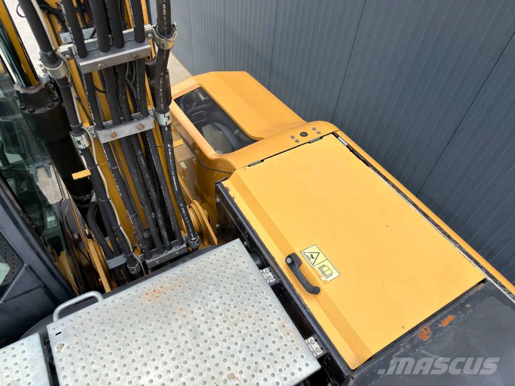 CAT M318F Pyöräkaivukoneet
