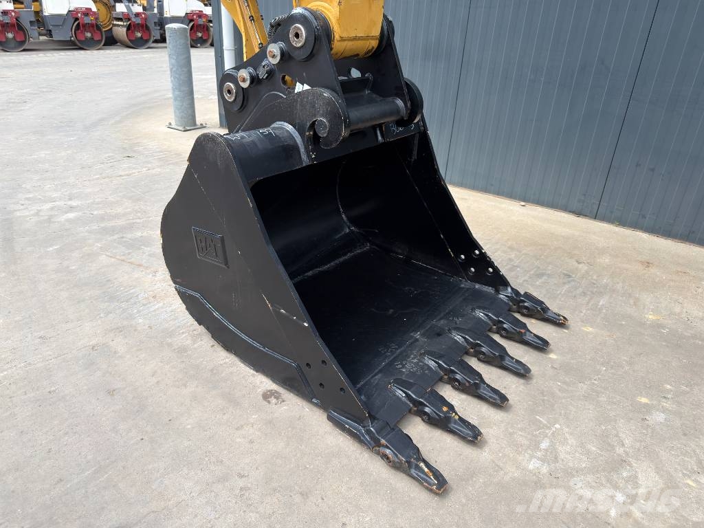 CAT M318F Pyöräkaivukoneet
