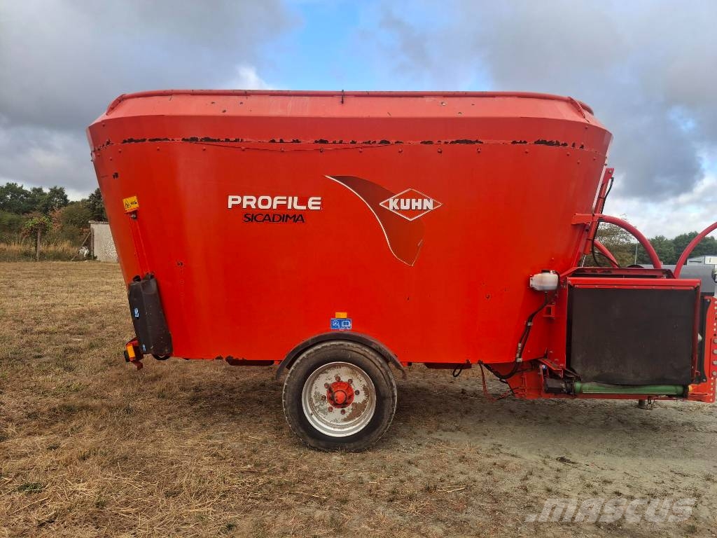 Kuhn 1880 ملقمات خلاط