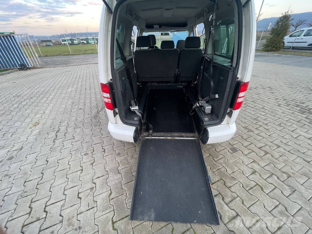 Volkswagen Caddy Maxi 1.6 D / Euro 5 / 5 Sitzplätze / Rollstu Voiture